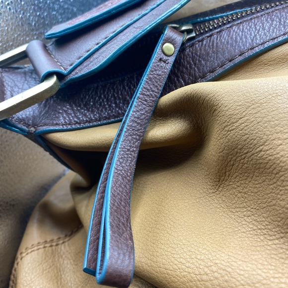 638 Gianni Bini Western HUGE leather bag w brass hdw travel bag - Picture 3 of 15